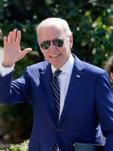cropped-Biden-students-loan-story-2-e1661486473667.jpg